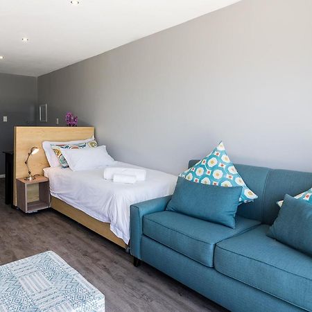 Sky Blue Guest House Kenton on Sea Exterior foto