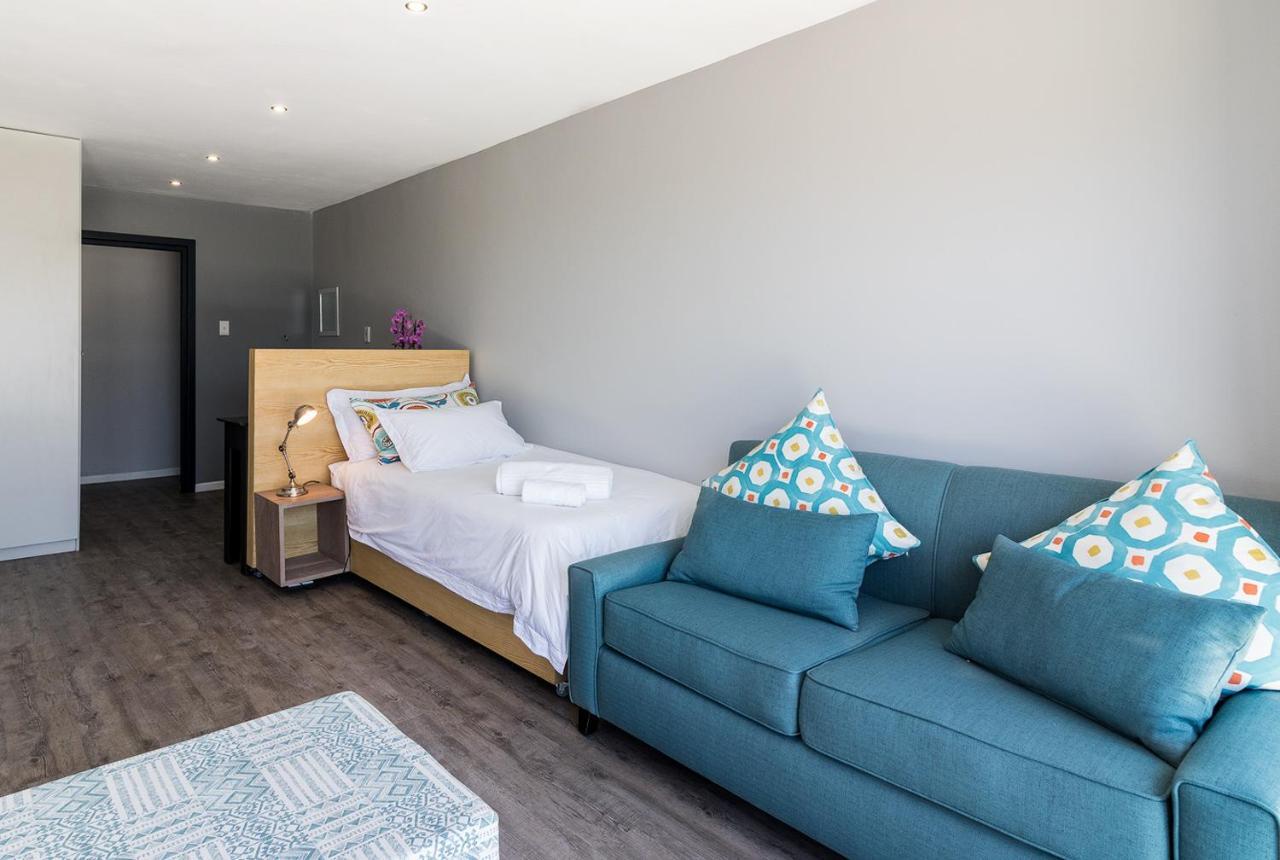 Sky Blue Guest House Kenton on Sea Exterior foto